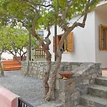 αrmiriki House بيت للعطل *