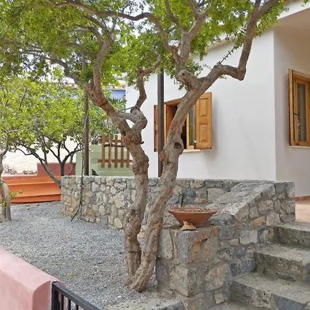 αrmiriki House Casa de Férias *