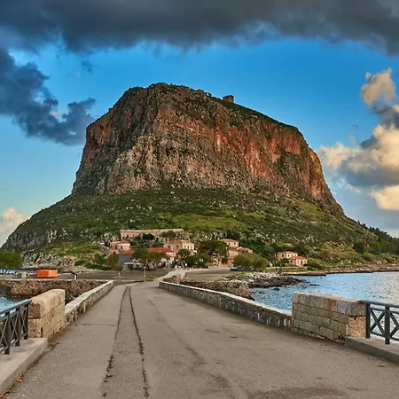 αrmiriki House * Limin Ierakos