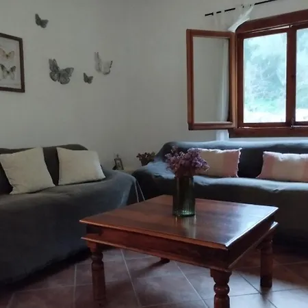 Holiday home αrmiriki House