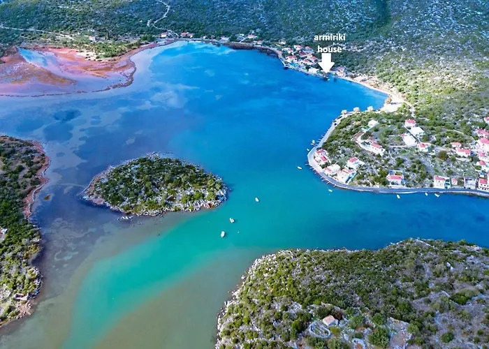 αrmiriki House * Limin Ierakos