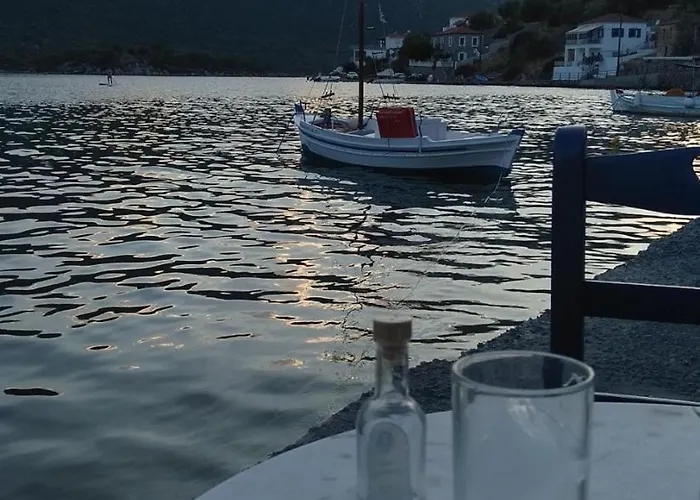 Casa vacanze αrmiriki House *